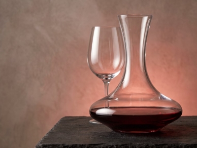 ¿Cómo decantar vino correctamente?